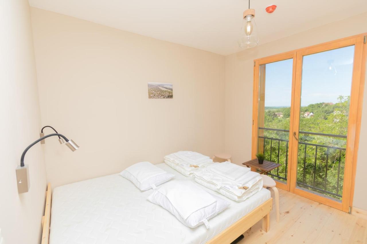 Illaberek Vendeghaz Hotel Sukoró Екстериор снимка