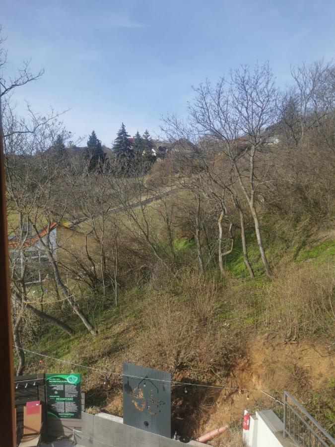 Illaberek Vendeghaz Hotel Sukoró Екстериор снимка